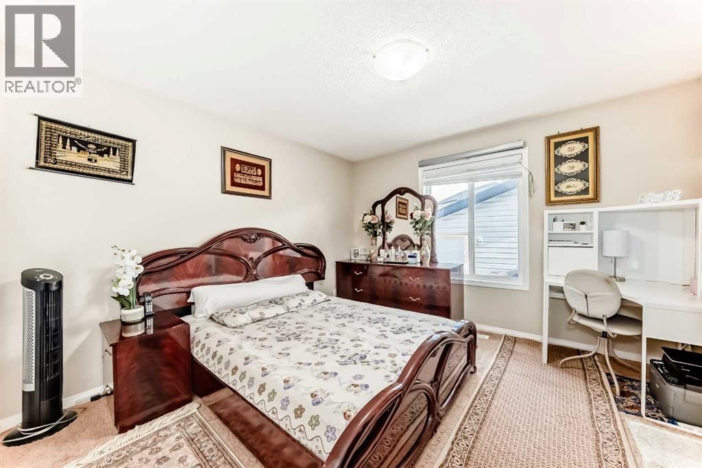 398 MARTINDALE Drive NE — photo 17