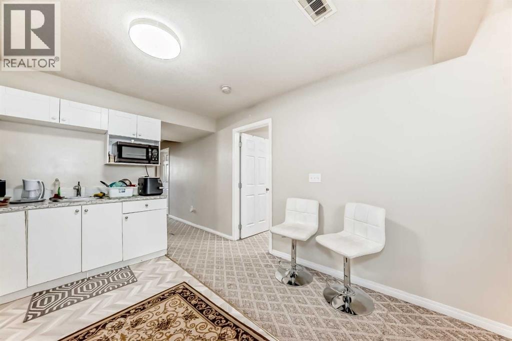 398 MARTINDALE Drive NE — photo 25