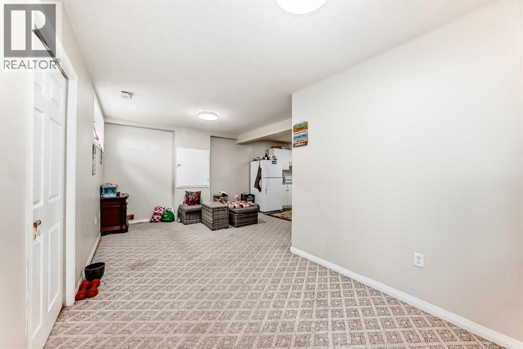 398 MARTINDALE Drive NE — photo 29