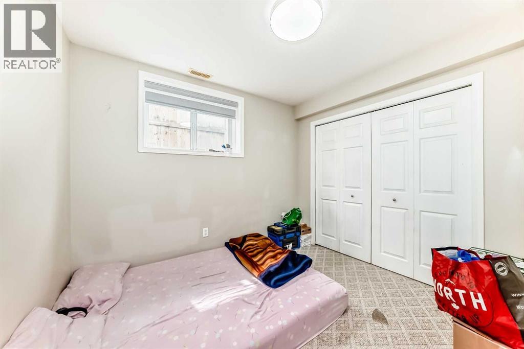 398 MARTINDALE Drive NE — photo 31