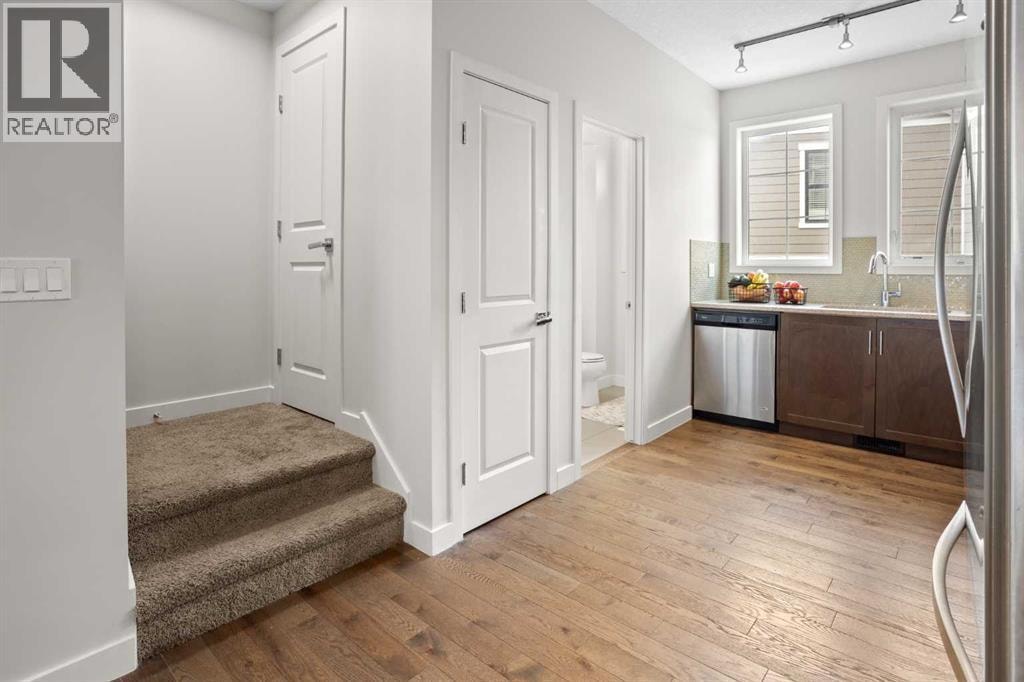 8 Sherwood Row NW — photo 8