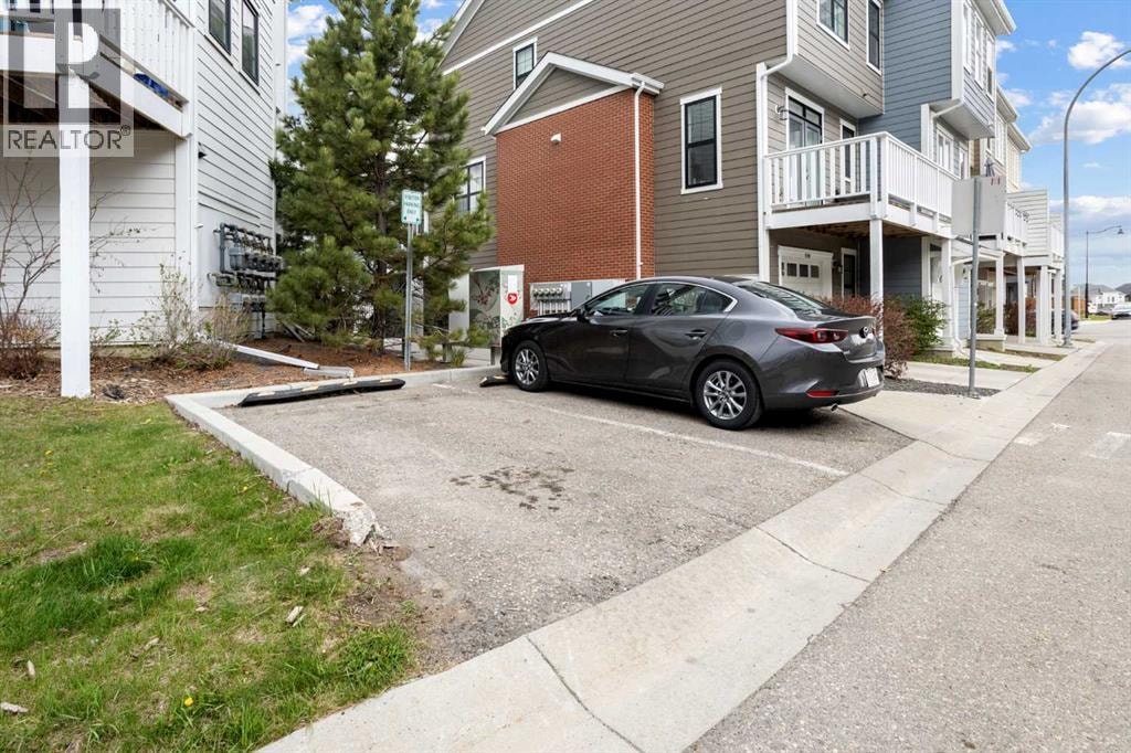 8 Sherwood Row NW — photo 40