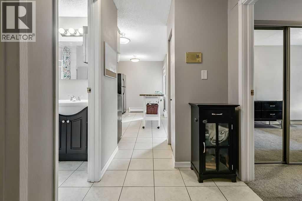 201, 618 2 Avenue NW — photo 3