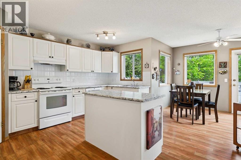 859 Somerset Drive SW — photo 11