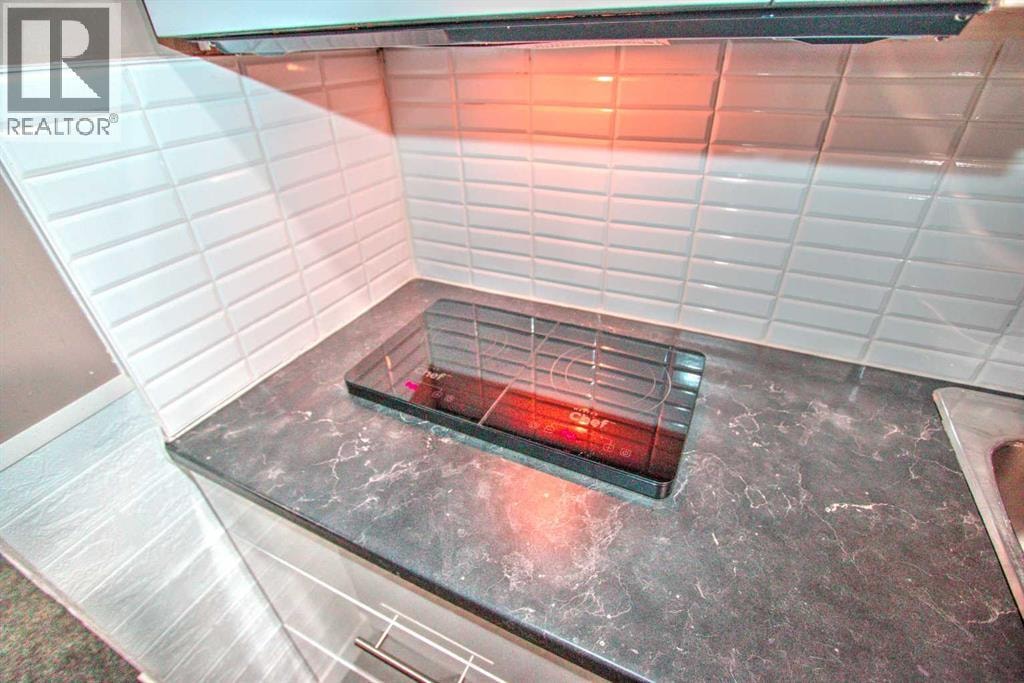 707 Malvern Drive NE — photo 20