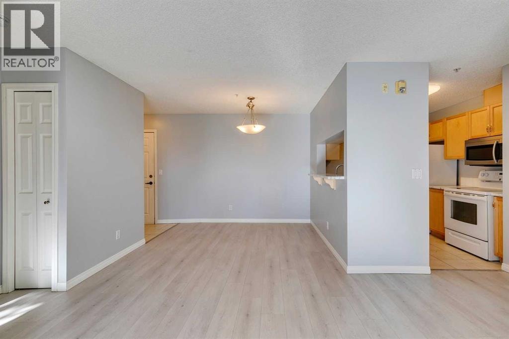 119, 2022 Canyon Meadows Drive SE — photo 5