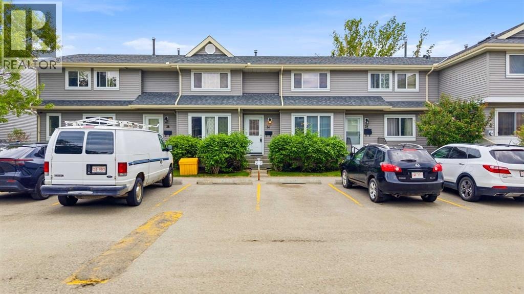 36 Falconer Terrace NE — photo 9
