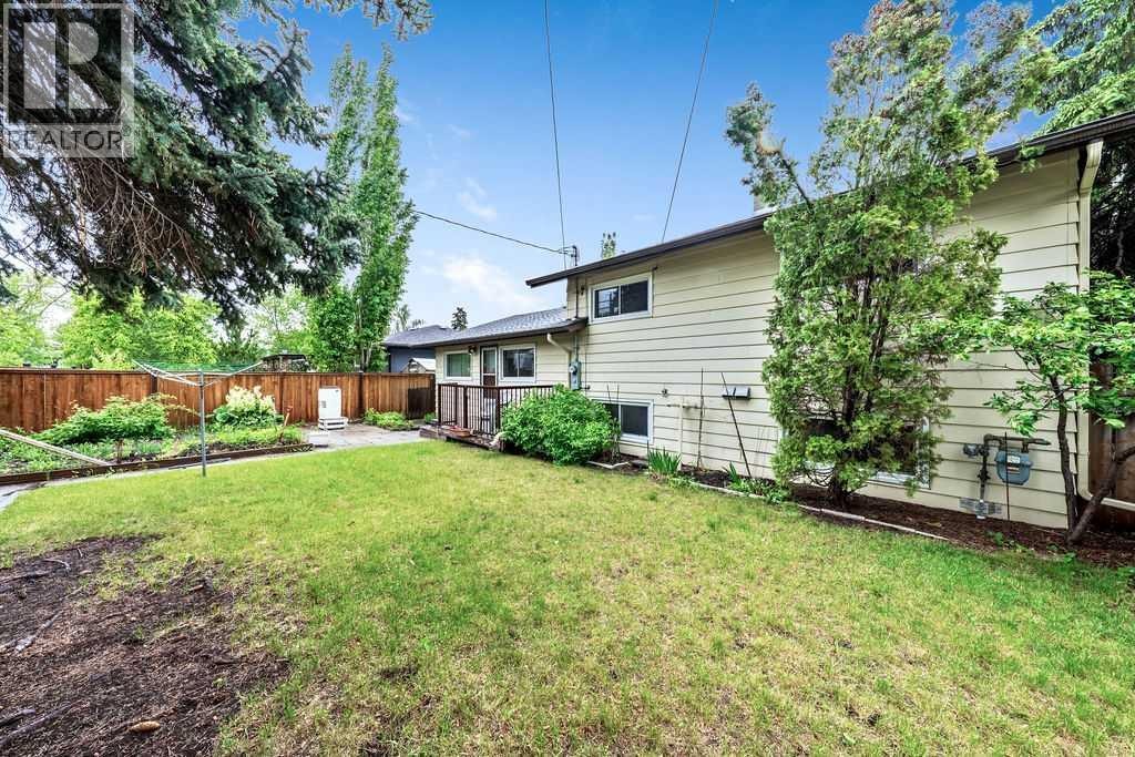 7315 5 Street SW — photo 26