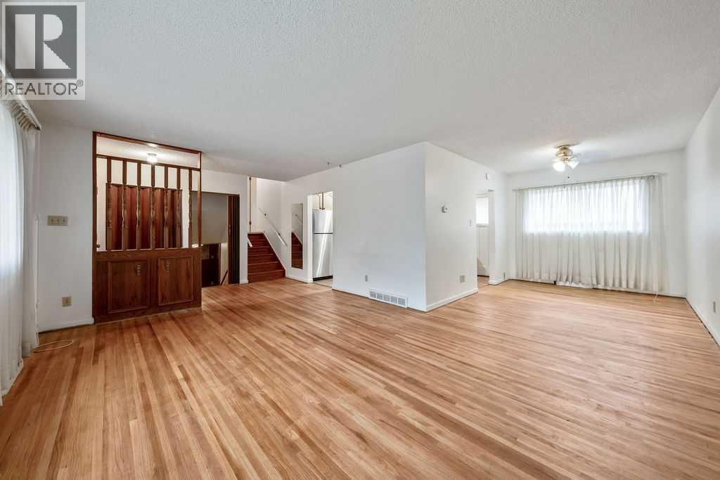 7315 5 Street SW — photo 4