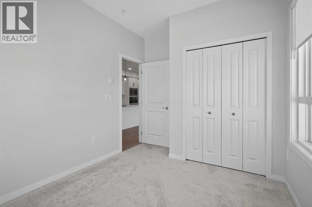 2403, 33 Carringham Gate NW — photo 29