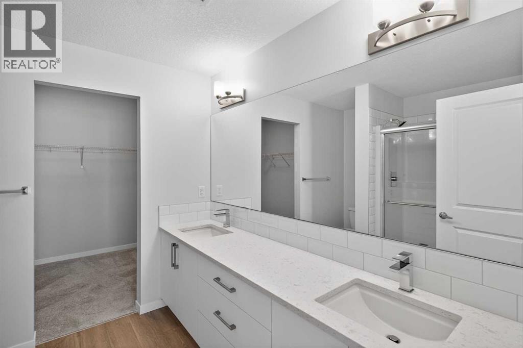 2403, 33 Carringham Gate NW — photo 24