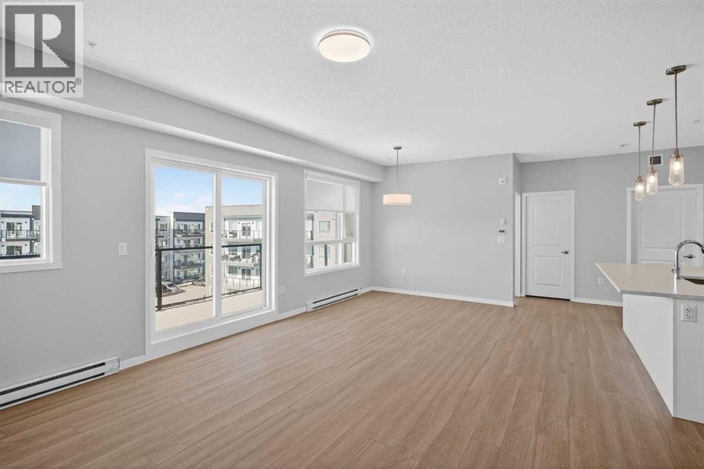 2403, 33 Carringham Gate NW — photo 20