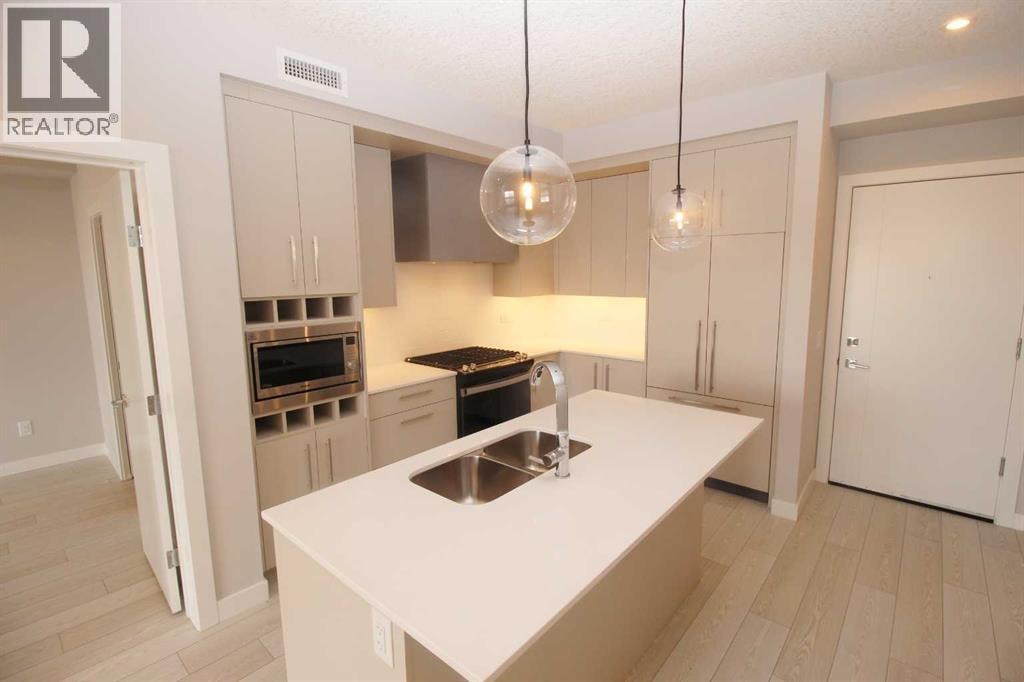 214, 8370 Broadcast Avenue SW — photo 7