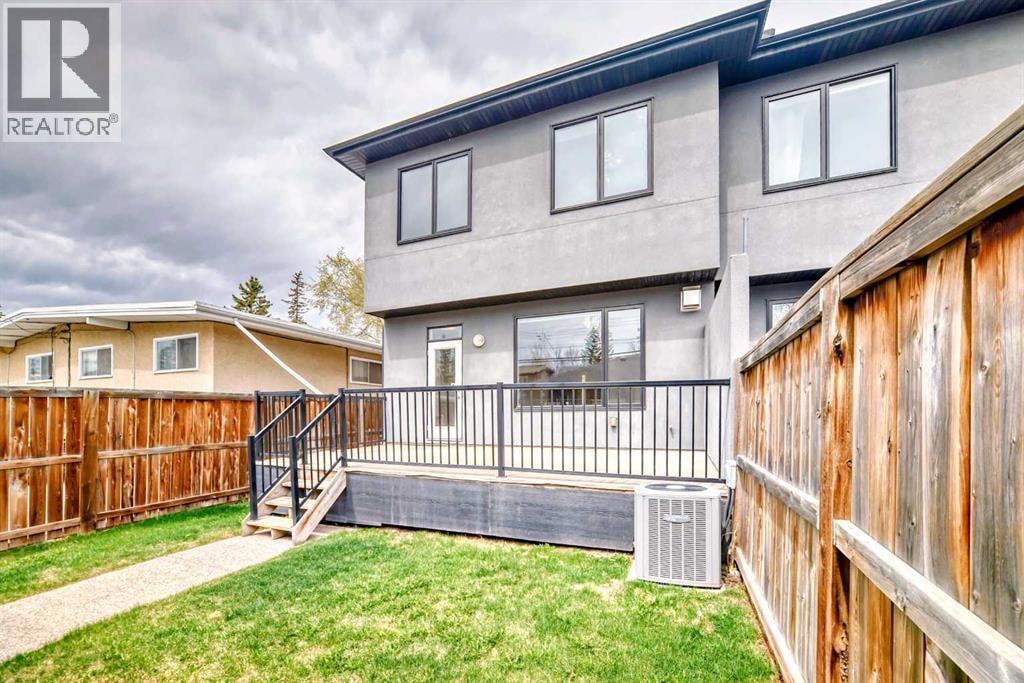 2117 51 Avenue SW — photo 46
