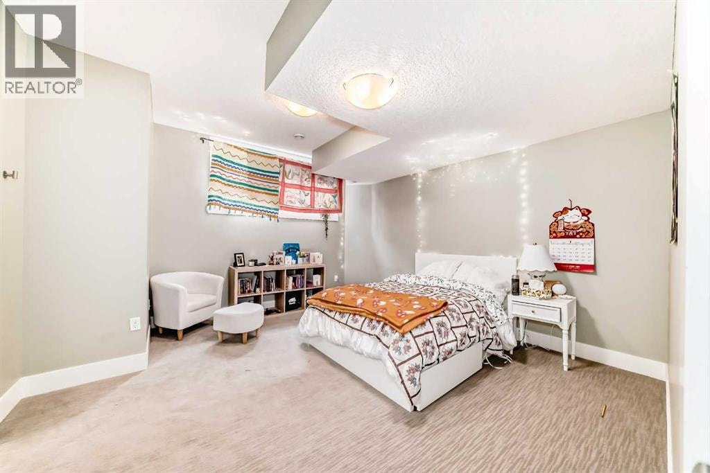 2117 51 Avenue SW — photo 43