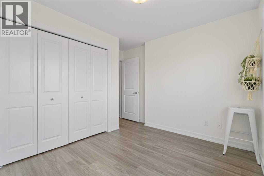 410, 121 Copperpond Common SE — photo 18