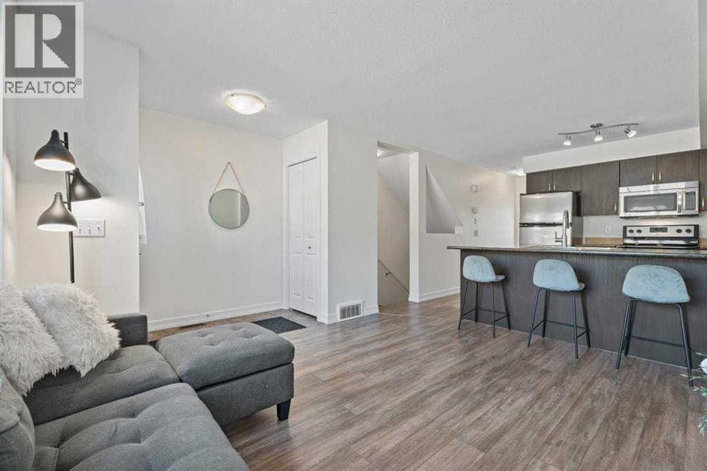 410, 121 Copperpond Common SE — photo 11