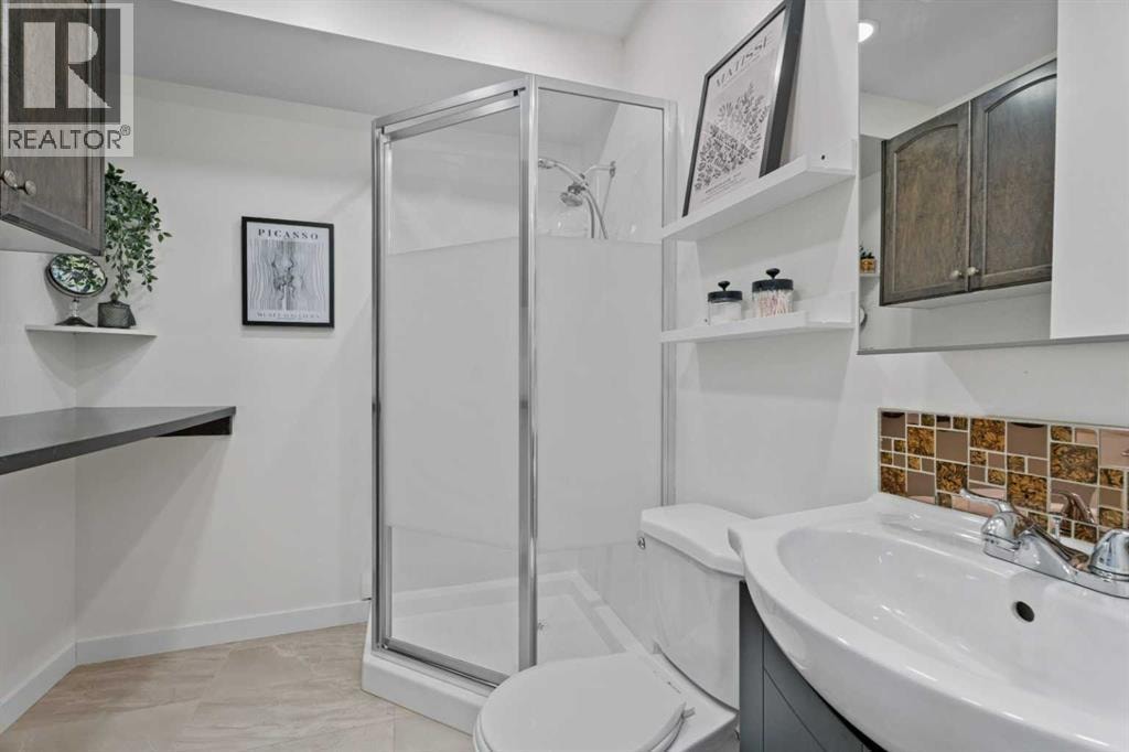 410, 121 Copperpond Common SE — photo 33