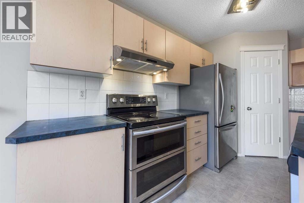 171 Saddlemead Green NE — photo 11