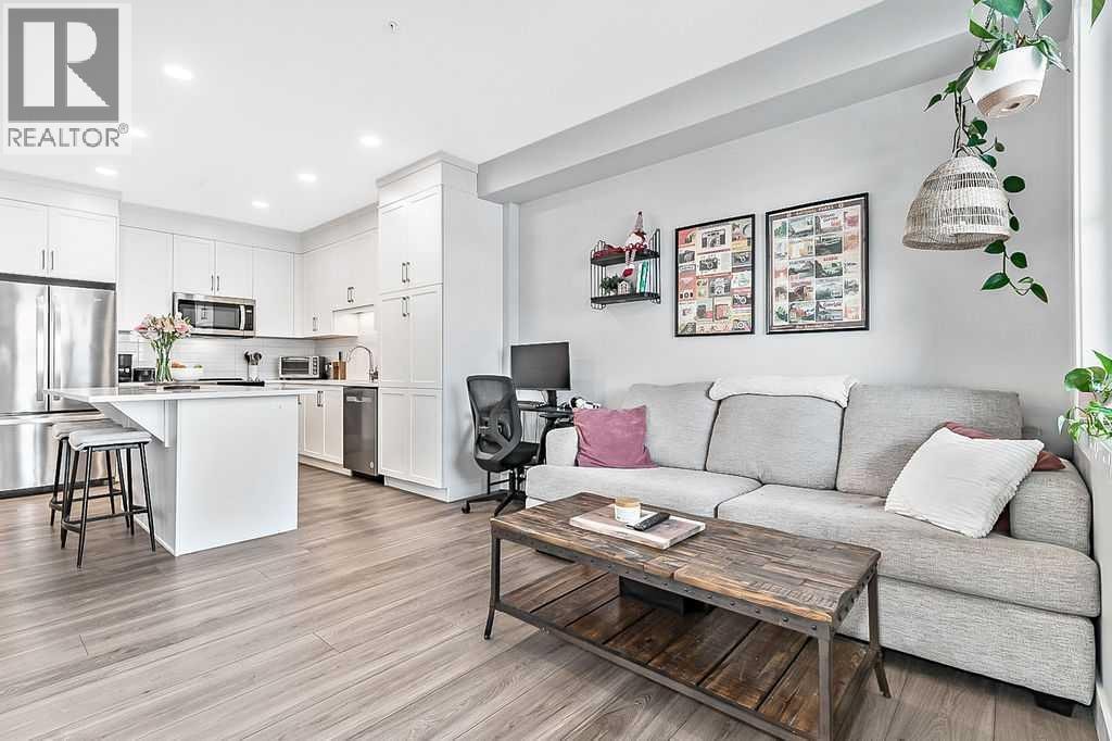 302, 8355 19 Avenue SW — photo 13