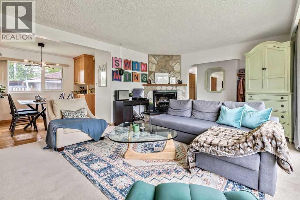 3807 25 Avenue SW — photo 9