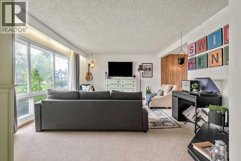 3807 25 Avenue SW — photo 6