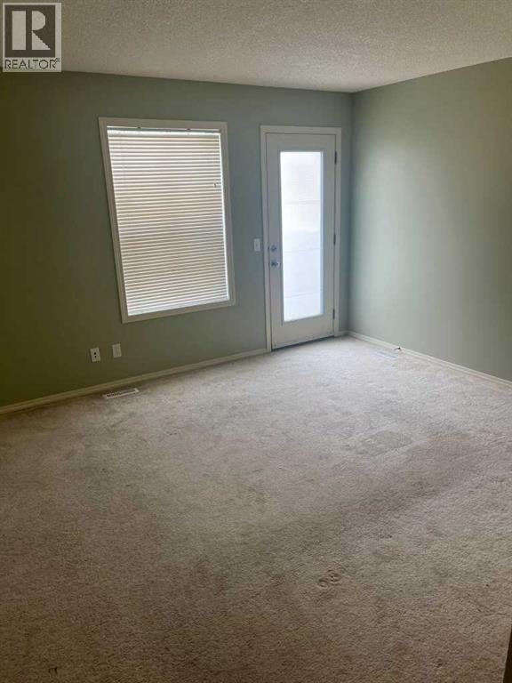 138 Saddlebrook Point NE — photo 7
