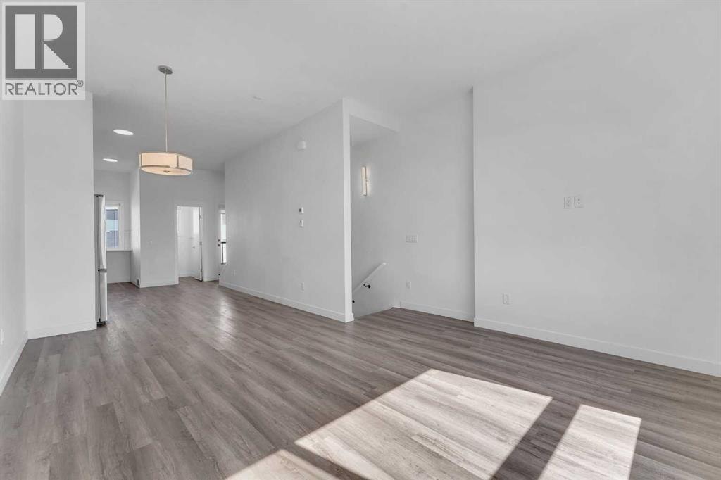 208, 101 Panatella Square NW — photo 5