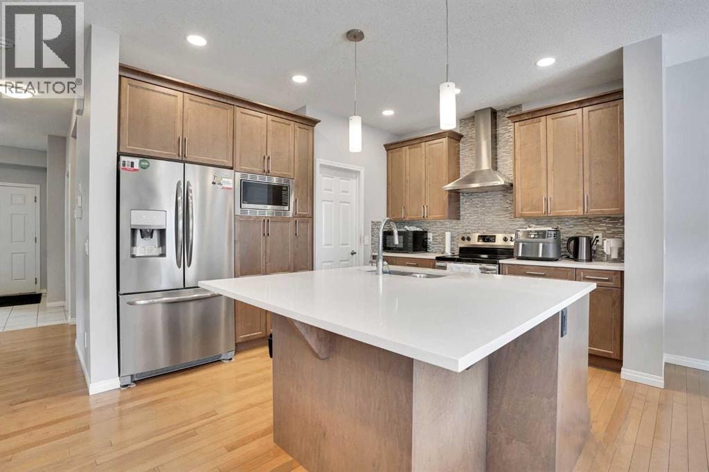 148 Savanna Close NE — photo 10