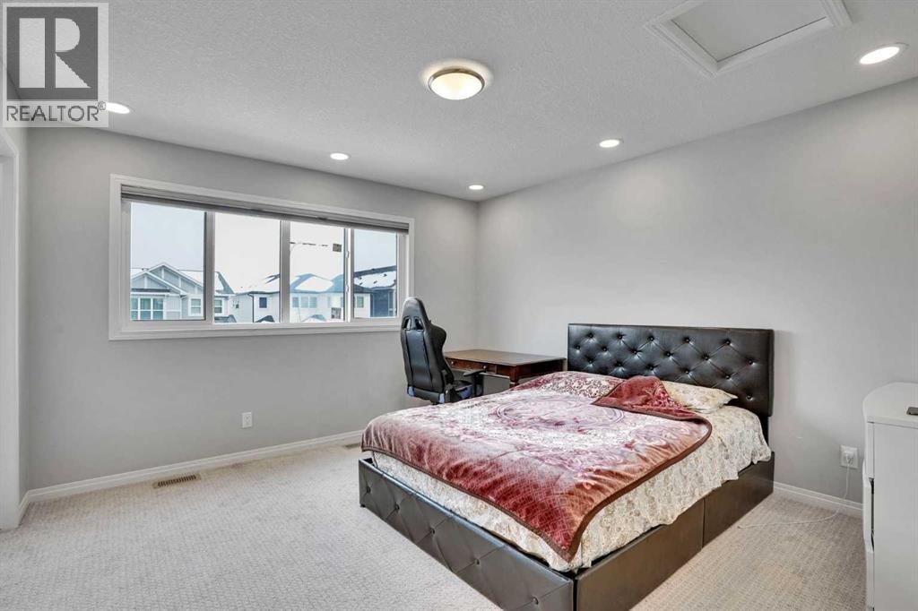 148 Savanna Close NE — photo 17