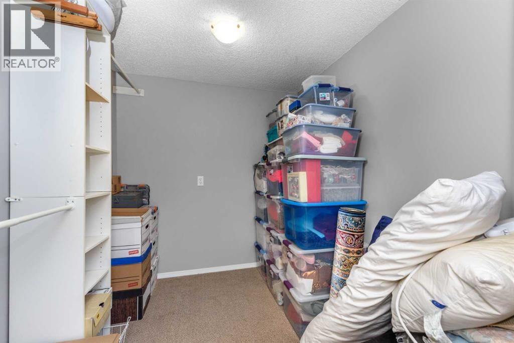208 Van Horne Crescent NE — photo 28