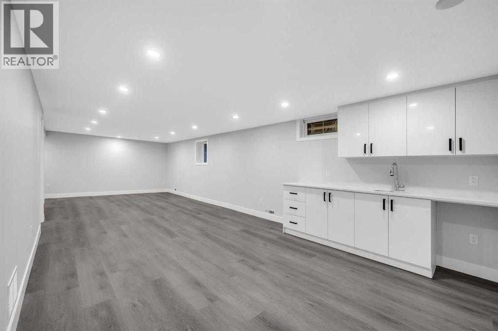 310 Wascana Crescent SE — photo 40