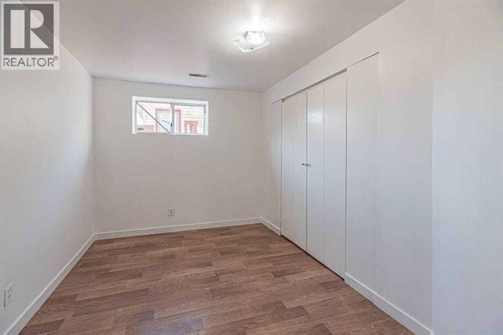 14 Martindale Mews NE — photo 32