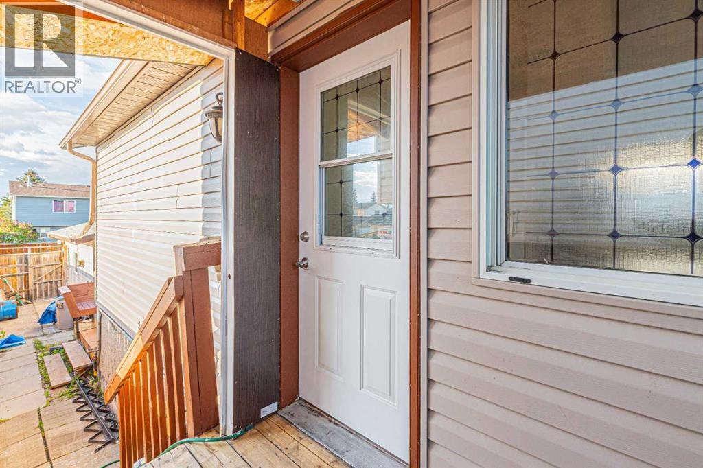 14 Martindale Mews NE — photo 42
