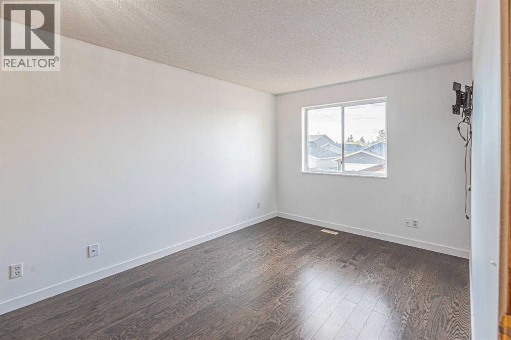 14 Martindale Mews NE — photo 21