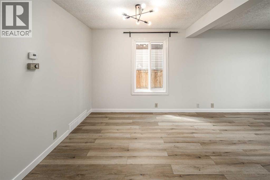 200 Edgedale Way NW — photo 13