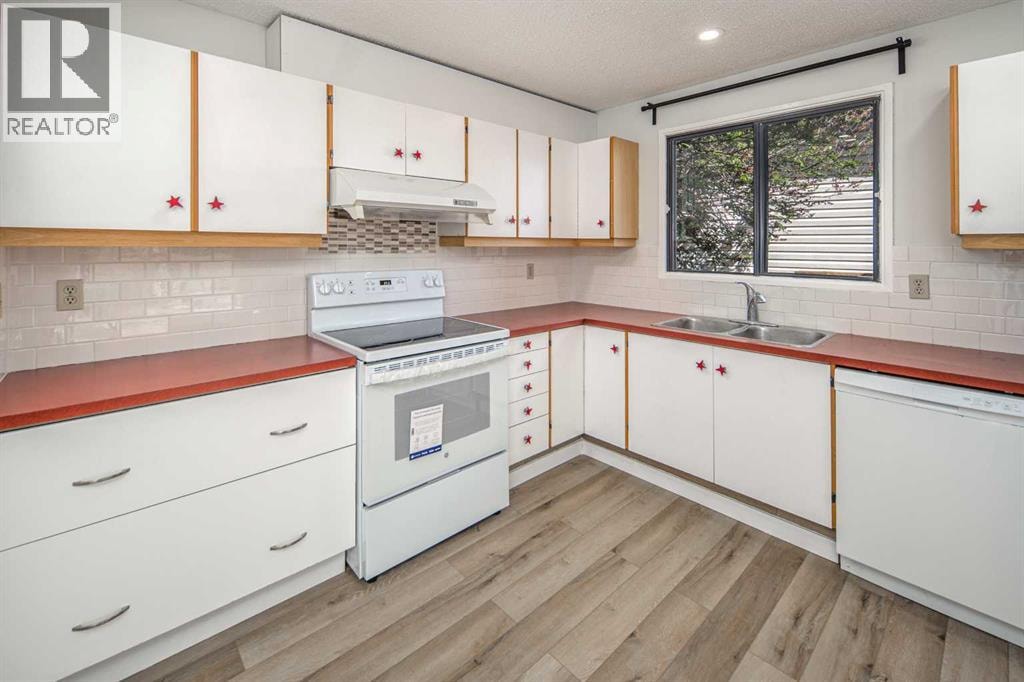 200 Edgedale Way NW — photo 16
