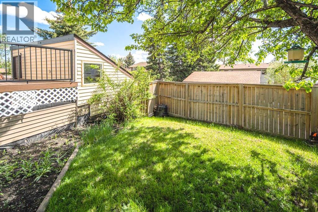200 Edgedale Way NW — photo 40