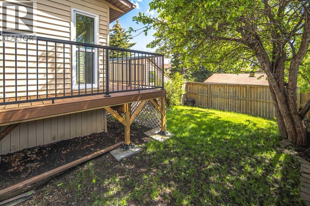 200 Edgedale Way NW — photo 39