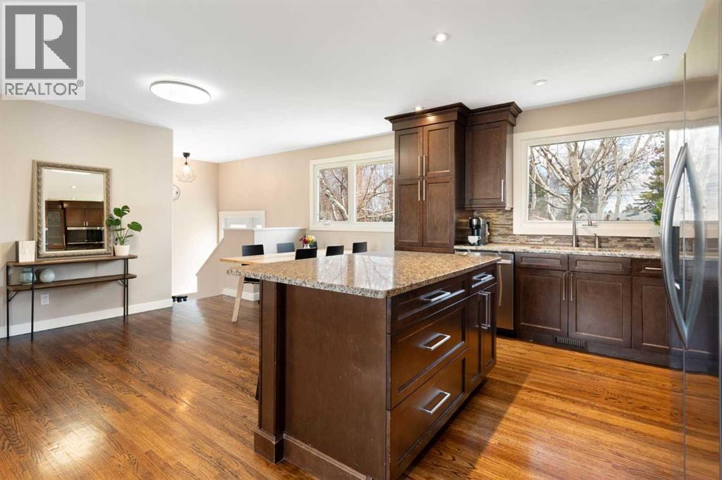 142 Winston Drive SW — photo 11