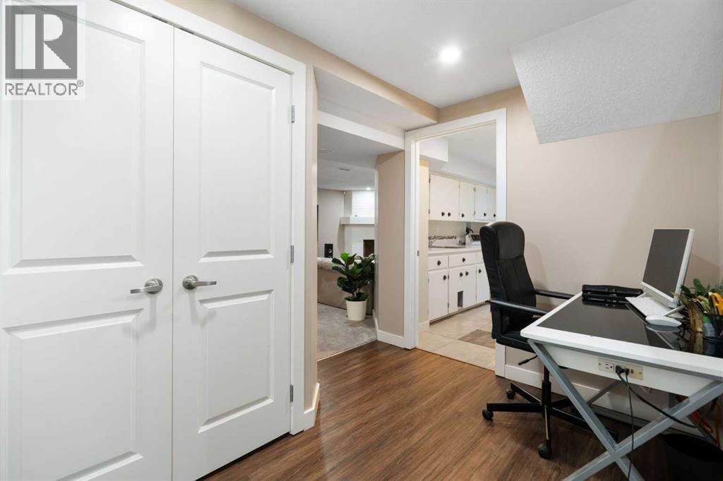 142 Winston Drive SW — photo 29