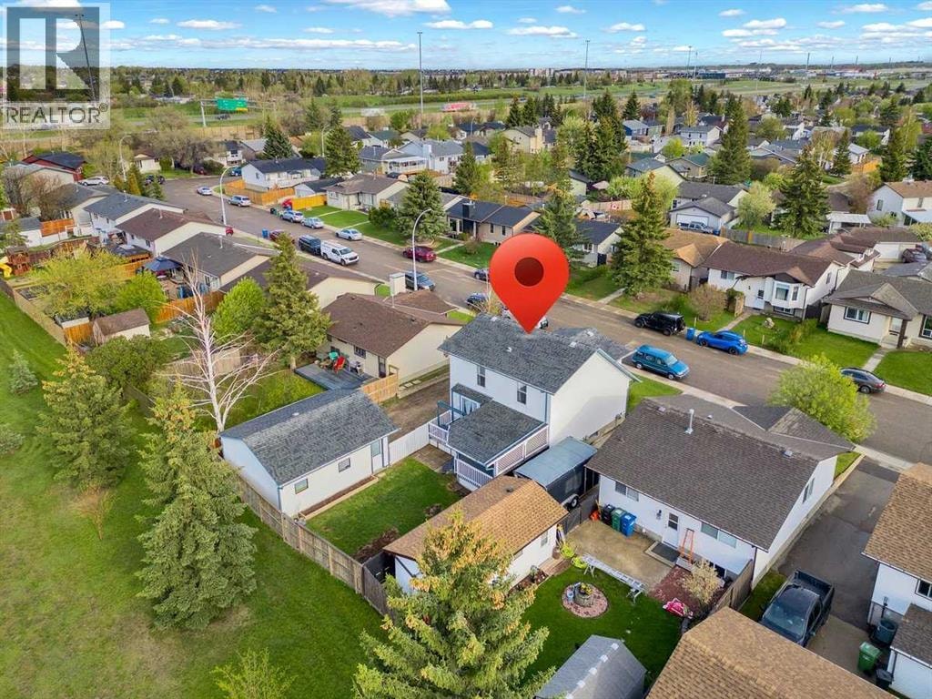 22 Sandstone Crescent SE — photo 34