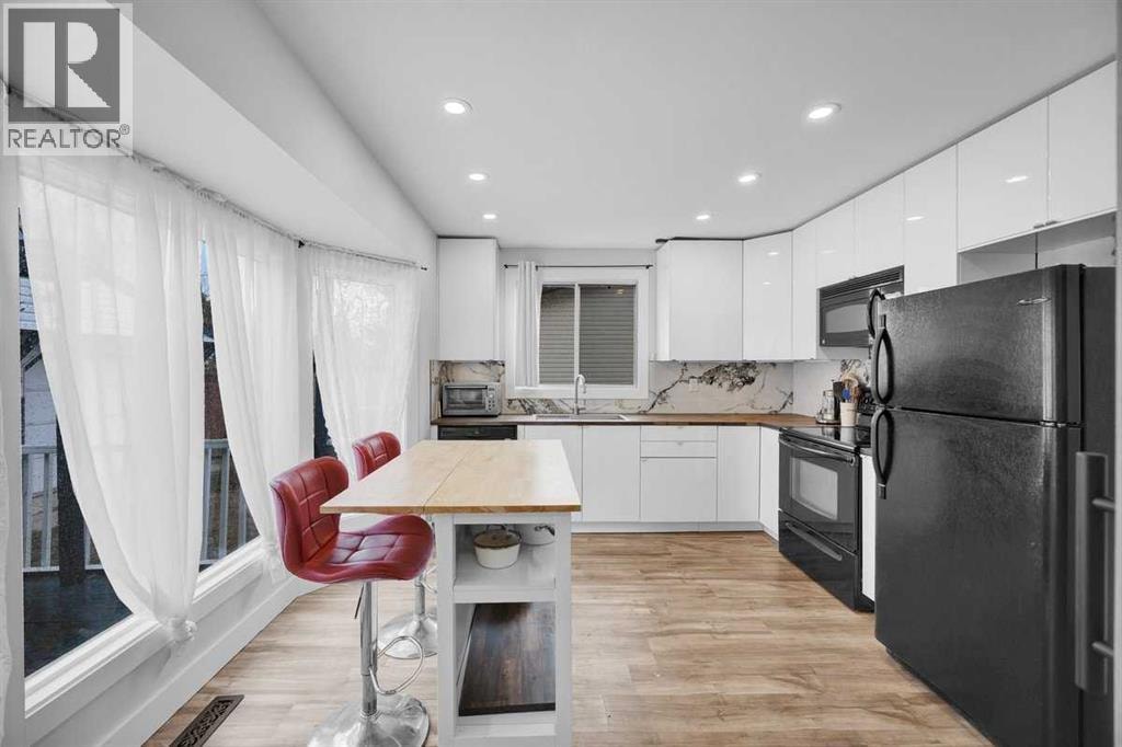 22 Sandstone Crescent SE — photo 9