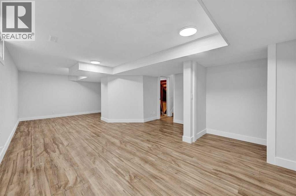 22 Sandstone Crescent SE — photo 23