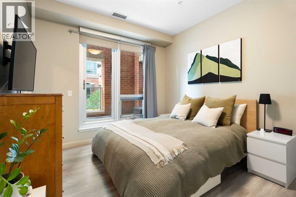 203, 1320 1 Street SE — photo 15