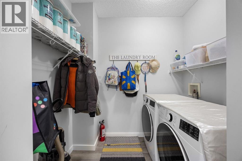 575 Evergreen Circle SW — photo 28