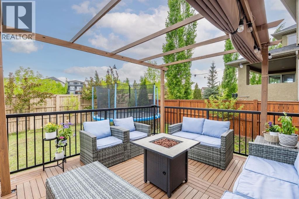 575 Evergreen Circle SW — photo 42