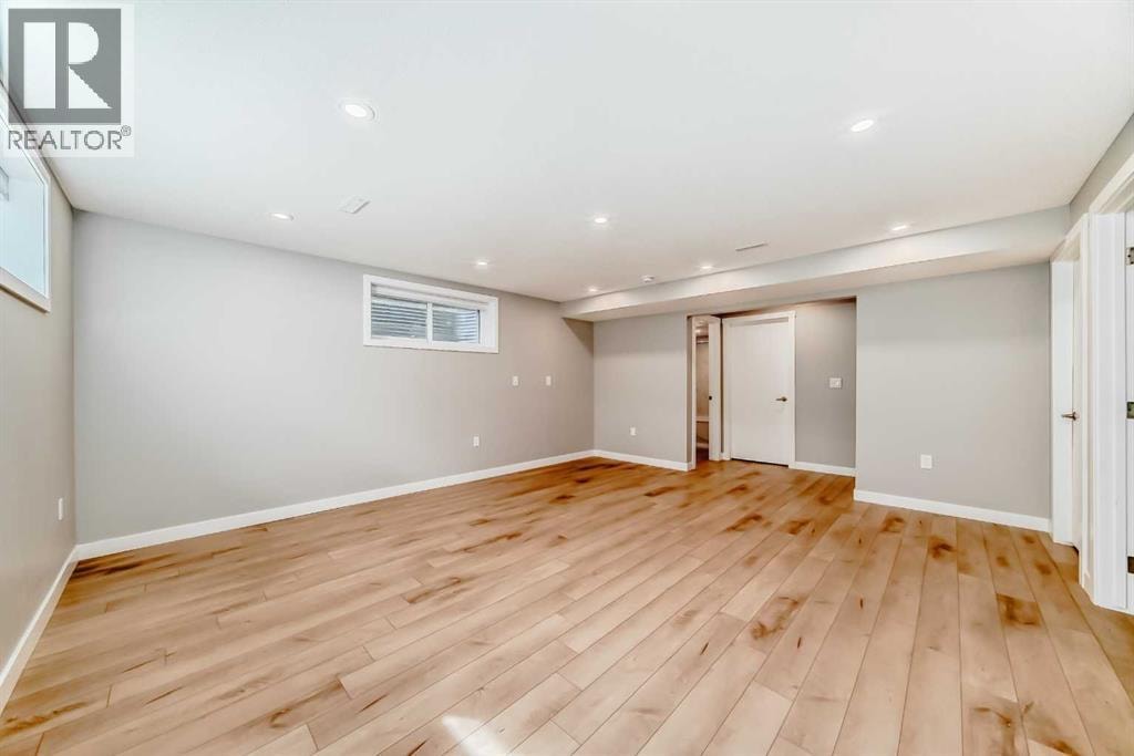264 Everwillow Green SW — photo 38