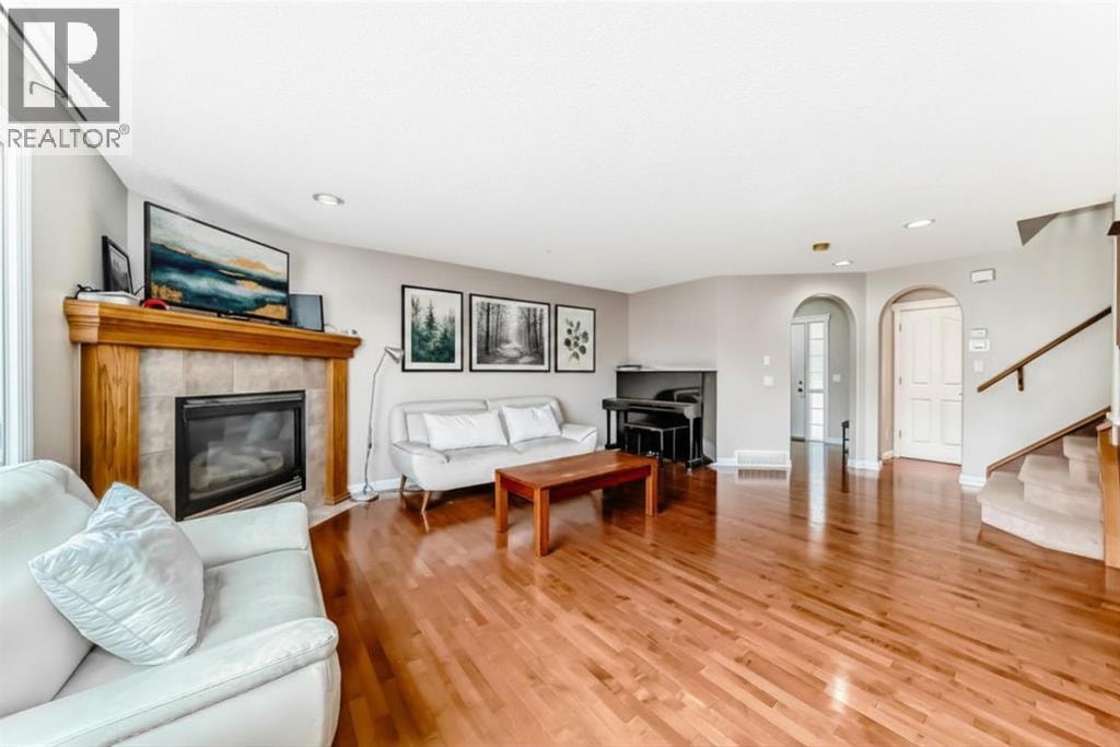 264 Everwillow Green SW — photo 16