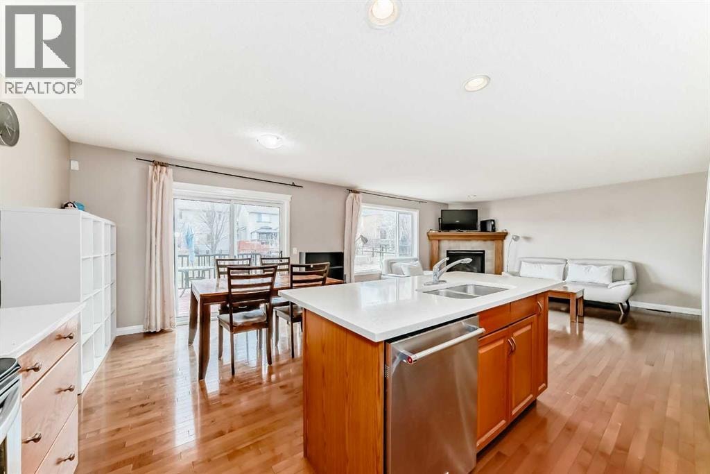 264 Everwillow Green SW — photo 8